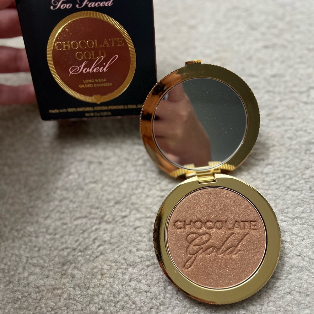 NEW IN BOX, DISCONTINUED Too Faced Chocolate Gold Soleil Bronzer - Luminous